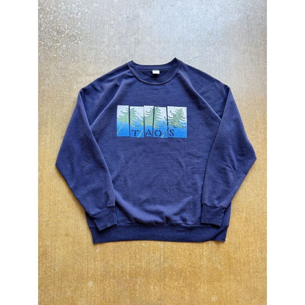 Vintage 80s Faded Taos New Mexico Pine Trees Skiing Raglan Crewneck Sweater L